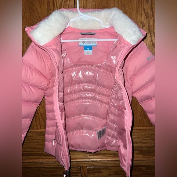 *New With Tags* Columbia Size 4/5 Thinsulate Jacket - Picture 2 of 3